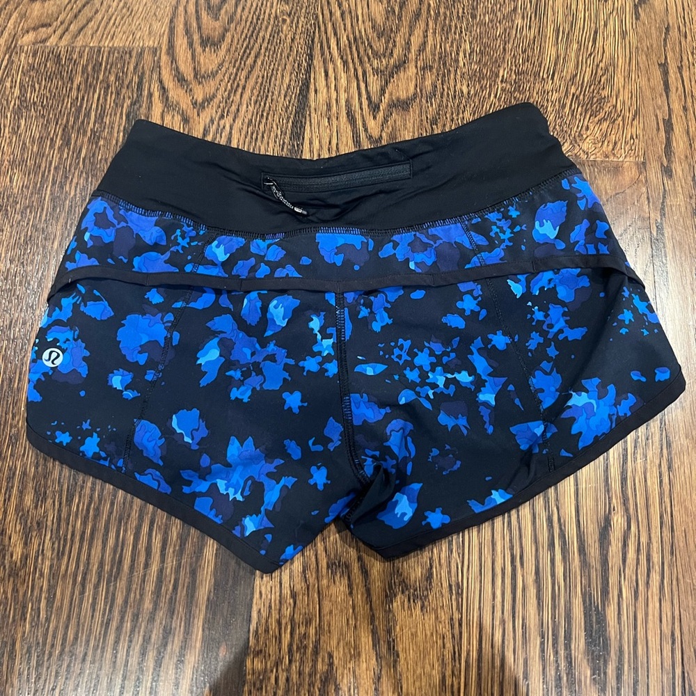 Lululemon speed up shorts 2.5”